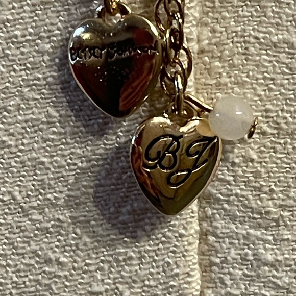 🦋NWT BETSEY JOHNSON BUTTERFLY NECKLACE🦋 - Picture 9 of 11